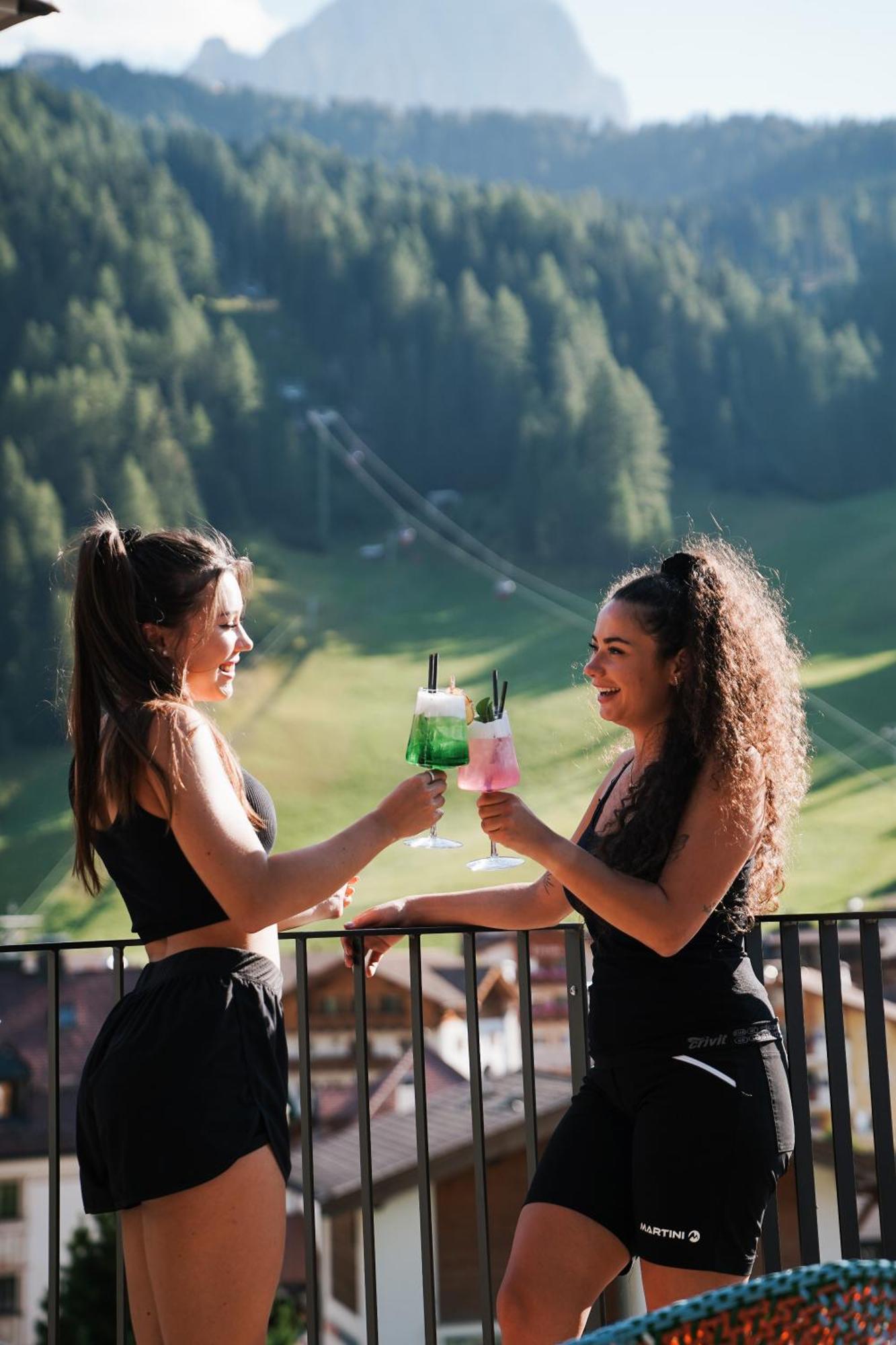 Hotel Sun Valley Selva di Val Gardena Esterno foto